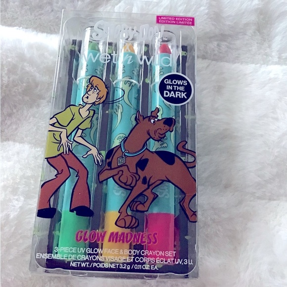 Scooby Doo Limited PR Box 15 pcs Eyeshadow Lip balm, Blush, Brushes, Eyeliner - Picture 9 of 12